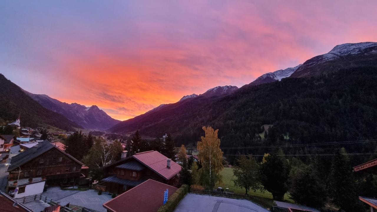 Hotel Garni Friedheim Sankt Anton am Arlberg Dış mekan fotoğraf