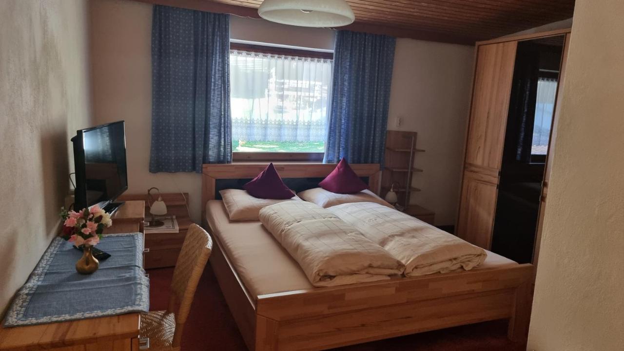 Hotel Garni Friedheim Sankt Anton am Arlberg Oda fotoğraf