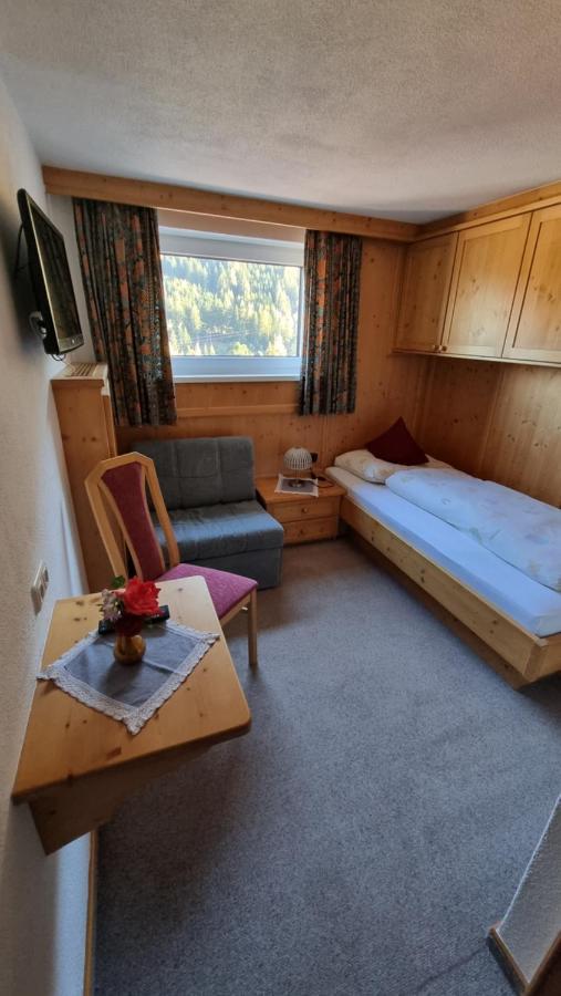 Hotel Garni Friedheim Sankt Anton am Arlberg Dış mekan fotoğraf