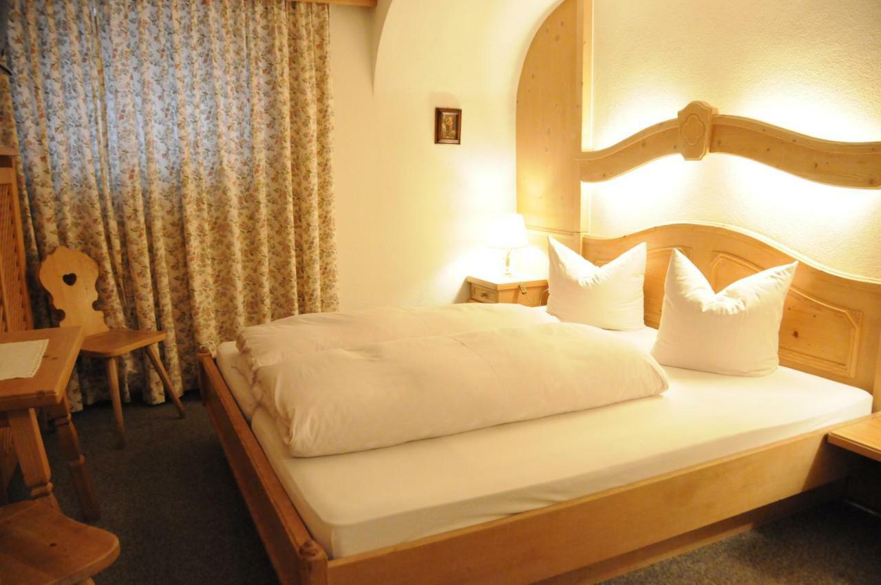 Hotel Garni Friedheim Sankt Anton am Arlberg Dış mekan fotoğraf
