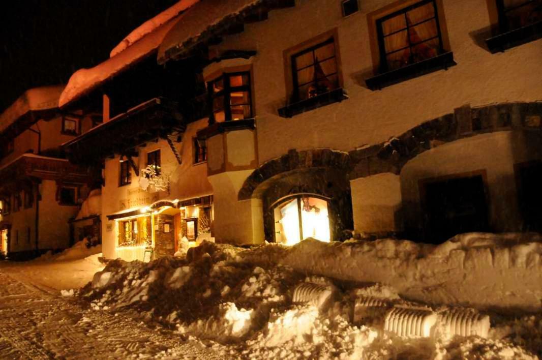 Hotel Garni Friedheim Sankt Anton am Arlberg Dış mekan fotoğraf