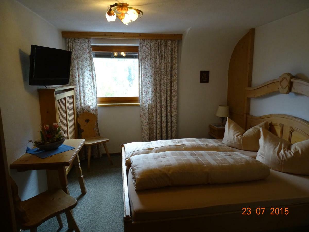 Hotel Garni Friedheim Sankt Anton am Arlberg Dış mekan fotoğraf